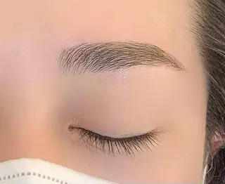 アイブロウ como side所属・como sideのマツエク・マツパデザイン