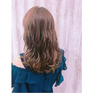 ロング カラー ヘアアレンジ 透明感♡︎♡︎ 佐々木早苗のヘアスタイル