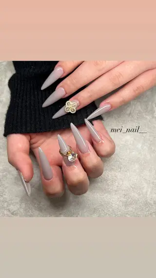 ネイル est nail所属・永山 芽生子のネイルデザイン