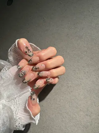 ネイル I-nailロング /ワンホン/キラキラのネイルデザイン