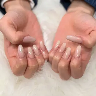 ネイル Nabi所属・進藤 彩のネイルデザイン