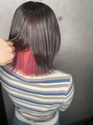 カラー SLIME Seiのヘアスタイル