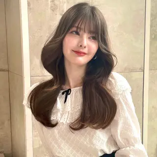 ロング 韓国🇰🇷透明感 ERIのヘアスタイル