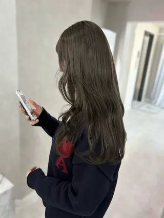 ロング カラー 色落ちまで可愛く✨ モテカラー別所好葉のヘアスタイル