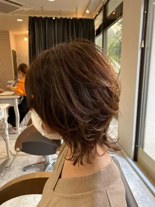 ミディアム カラー 《酸性》矯正特化 SHIN亀井 真のヘアスタイル