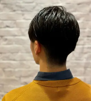 ミディアム メンズ 無料メンズカット❗️ 岡本晟我のヘアスタイル