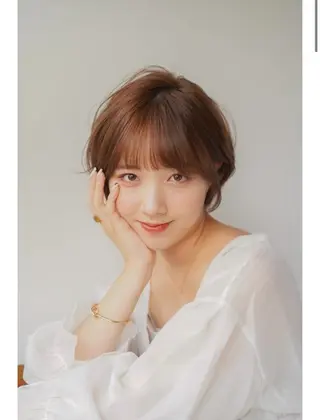ショート 銀座/ハイトーン ミツイハルトのヘアスタイル