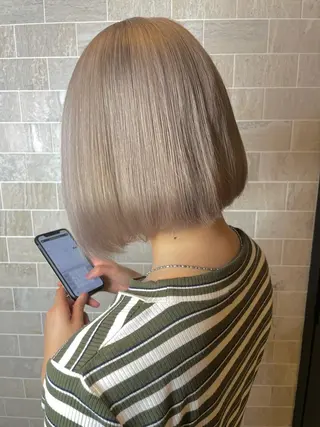 ショート ブリーチ毛矯正.髪質 改善.髪にドラマをのヘアスタイル