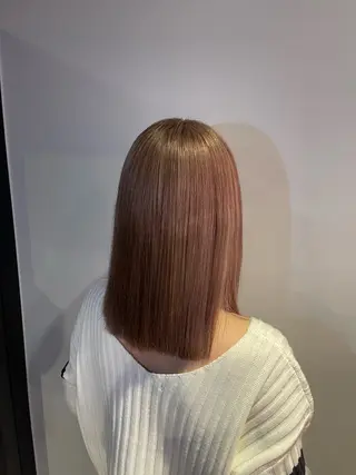 ミディアム カラー SALOWIN渋谷caldo店所属・SERINA/ウルフ 、デザインカラーのヘアスタイル