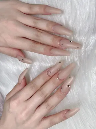 ロング ネイル 《LB》ラブリエ Nail&eyeのマツエク・マツパデザイン