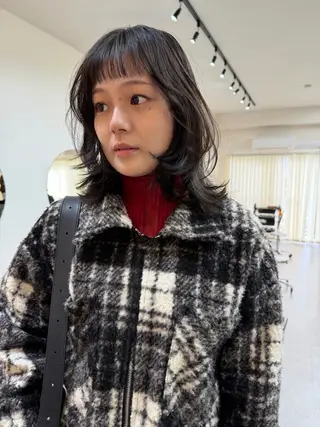 ミディアム カラー トレンドと似合わせ/ マンツーマン/西上楓のヘアスタイル