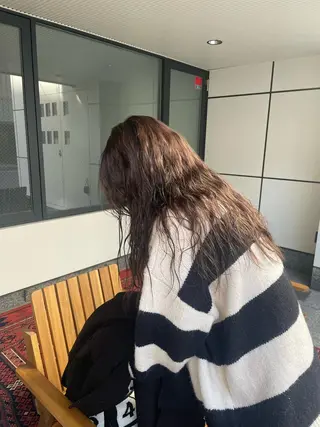 ロング カラー 渋谷 留菜のヘアスタイル