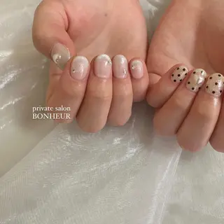 ネイル BONHEUR Annaのネイルデザイン