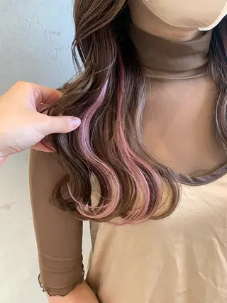 ロング ヘアアレンジ ayumi🌈 インナーカラー🌈のヘアスタイル
