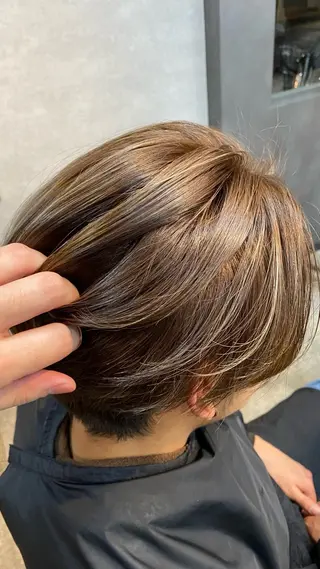 ショート カラー メンズ 飯田 雷晟のヘアスタイル