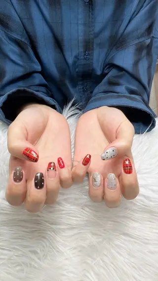 ネイル Nikoネイルサロン中野店所属・merci リカのネイルデザイン