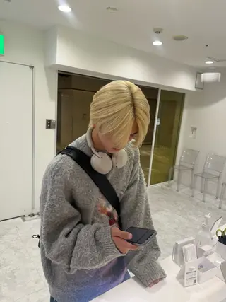 メンズ ダメージレスハイ トーン💖kanonのヘアスタイル