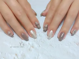 ネイル YUMI NAGAI  のネイルデザイン