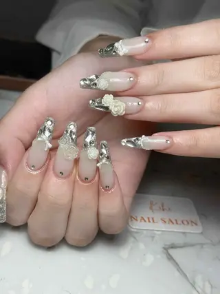 ネイル 💕鈴木ユリ パラジェル/オフ無料のネイルデザイン