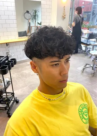 パーマ メンズ シャドウパーマ/ 波巻パーマYu-Kiのヘアスタイル