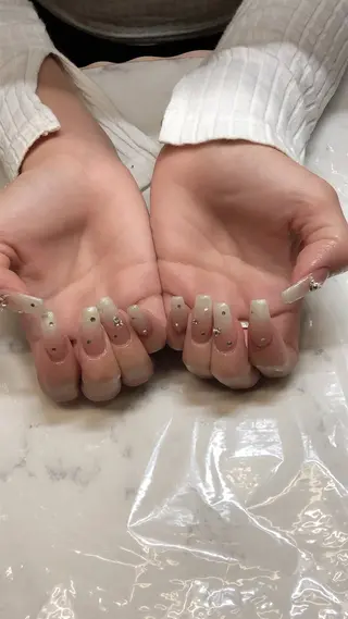 ネイル 💎Guarendo💎錦糸町店所属・✨アン ミユ✨のネイルデザイン