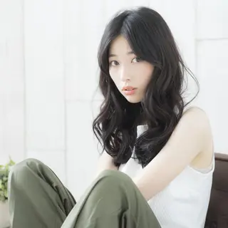 ロング THE DAY所属・AKI HASHIMOTOのヘアスタイル