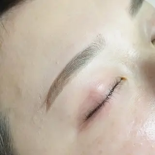 アイブロウ Frances Maedaのマツエク・マツパデザイン