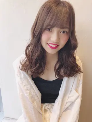 セミロング サロウィン銀座ray店所属・シノヅカ ケンゾーのヘアスタイル