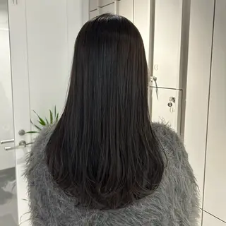 セミロング カラー 若狭 愛梨のヘアスタイル