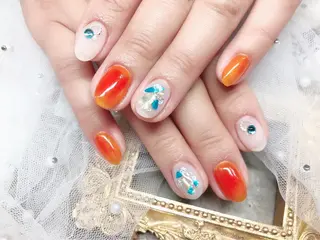 ネイル マジックミラー所属・マジック ミラーのネイルデザイン