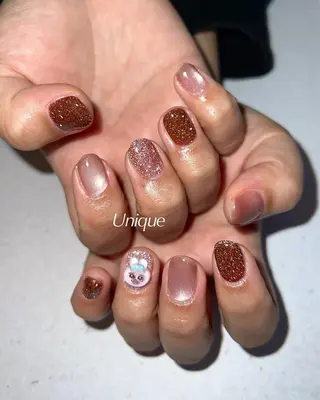 ネイル Unique 【ユニーク】のネイルデザイン