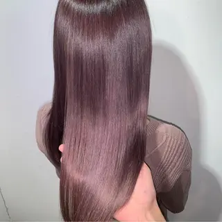 セミロング she2.所属・縮毛矯正/髪質改善 井上智秀のヘアスタイル