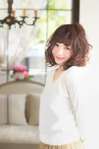 ミディアム カラー パーマ Euphoria 【ユーフォリア】のヘアスタイル