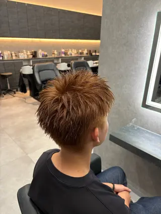 カラー メンズ 西川 優太のヘアスタイル