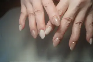 ネイル 𝐴𝑁𝑈𝐸 トラブル爪育成専門のネイルデザイン