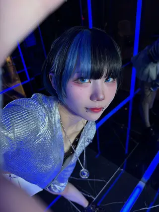 ショート カラー りょうへい/ 全頭ブリーチ/渋谷のヘアスタイル