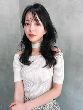 ロング カラー MUSASHI ブリーチカラー◎のヘアスタイル