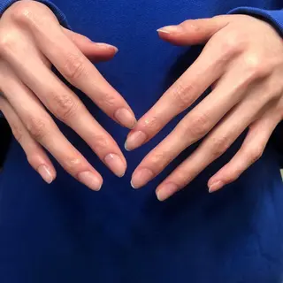 ネイル Nes.Nail所属・Miyagi Asamiのネイルデザイン