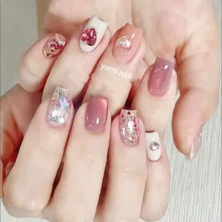 ネイル 𝐲𝐮𝐦𝐢🎀 長さ出しデザイン専門のネイルデザイン