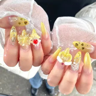 ネイル WOLTOKYO池袋 💕maiのネイルデザイン