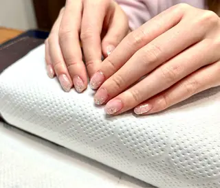 ネイル エーナイン 豊平店所属・HARADA KANAのネイルデザイン