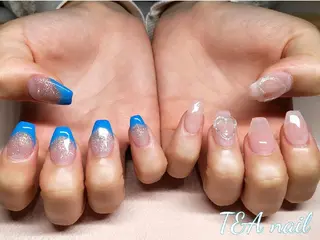 ミディアム ネイル T&A nailのネイルデザイン