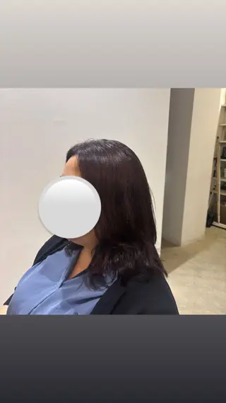 ミディアム カラー 佐藤 優里のヘアスタイル