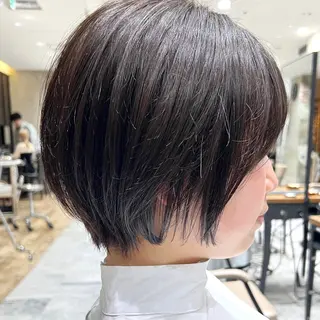 ショート カラー 💍新宿ショート 💍岩田莉奈のヘアスタイル