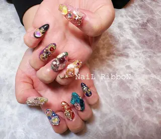 ネイル ネイルリボン 伊藤のネイルデザイン