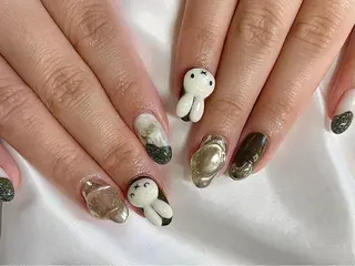 ネイル . Emmyのネイルデザイン