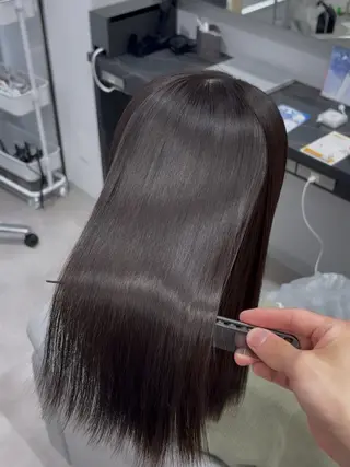 セミロング Hair&Make Allure所属・塩谷康生/髪質改善 /ボブ/縮毛矯正のヘアスタイル