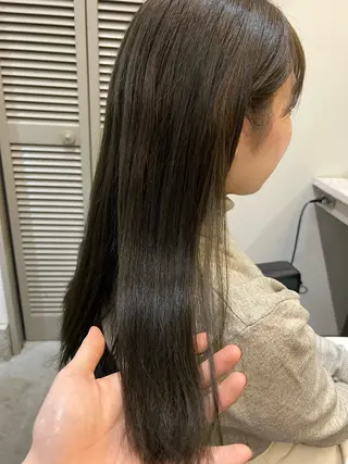 ロング 赤み消しカラー✳️ 井上明日翔💫のヘアスタイル