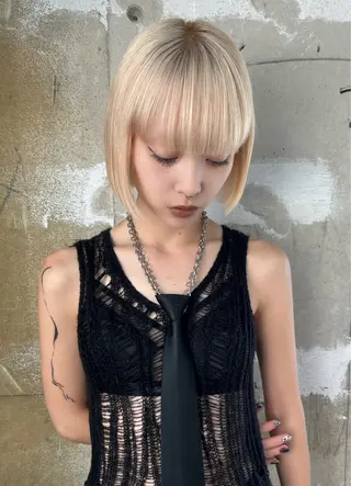 ショート Zoey Ayakaのヘアスタイル