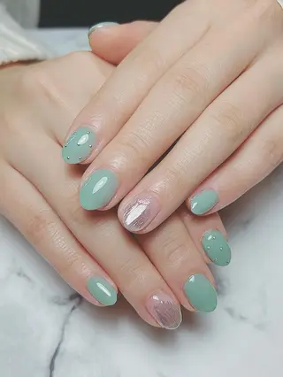 ネイル Nailist Honamiのネイルデザイン